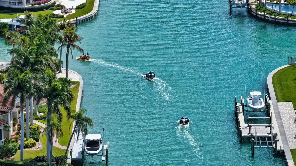 443 Bird Key Drive Sarasota FL 34236