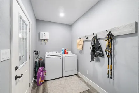 13869 S Highway 475 Summerfield FL 34491