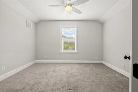 445 29th Avenue N St Petersburg FL 33704