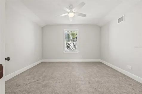 445 29th Avenue N St Petersburg FL 33704