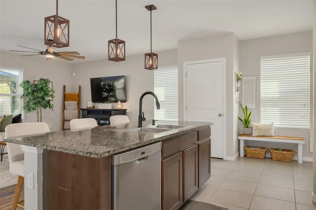 7518 Tuscan Bay Circle Wesley Chapel FL 33545