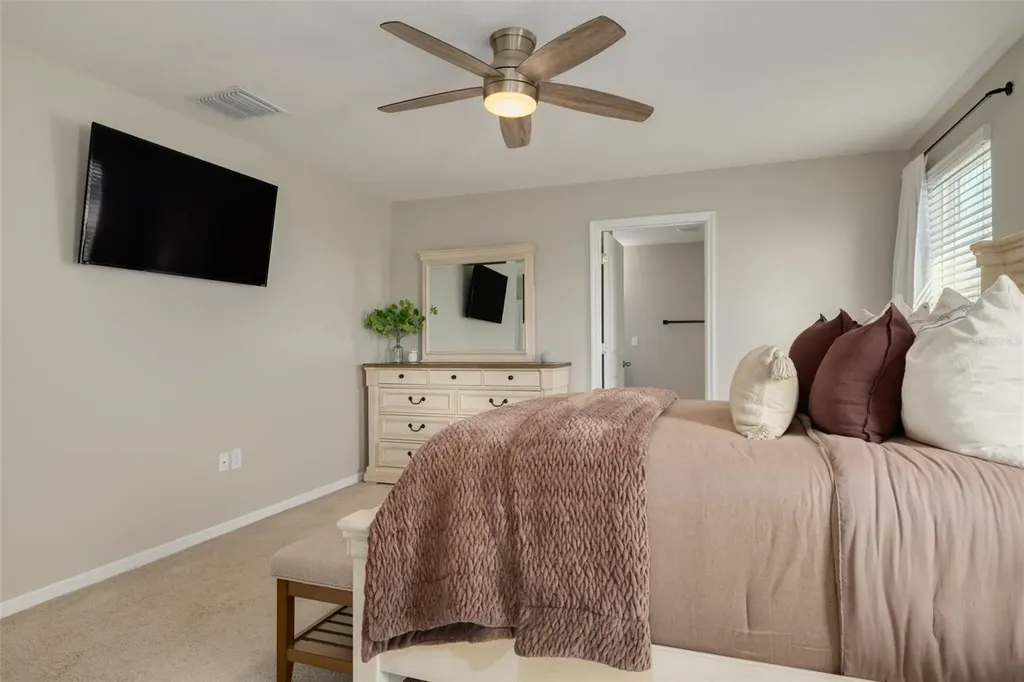 7518 Tuscan Bay Circle Wesley Chapel FL 33545