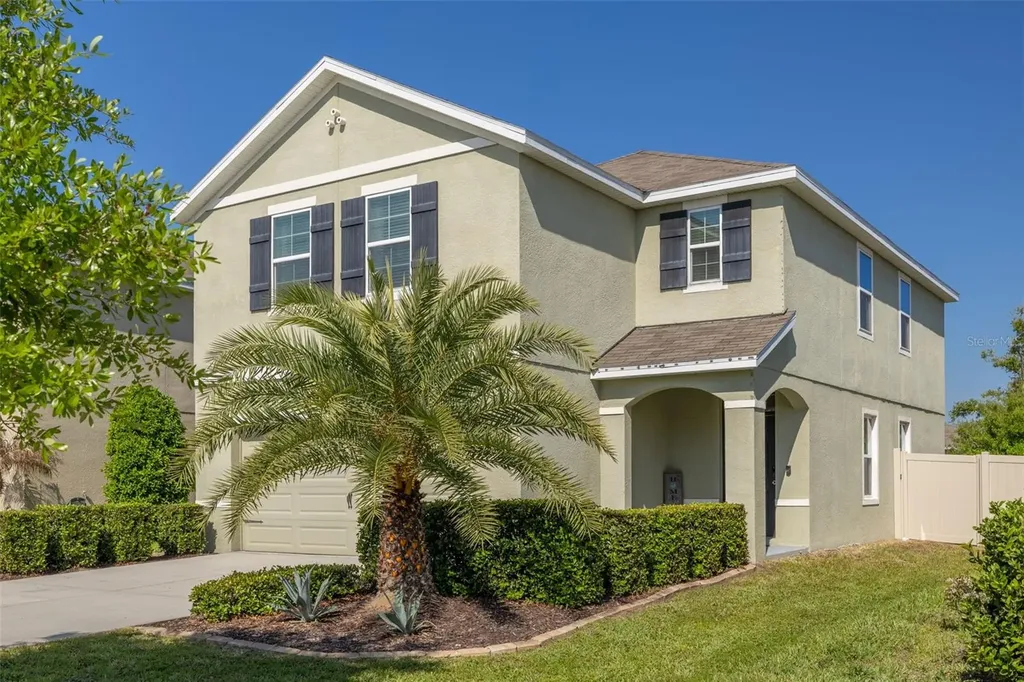 7518 Tuscan Bay Circle Wesley Chapel FL 33545