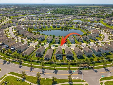 7518 Tuscan Bay Circle Wesley Chapel FL 33545