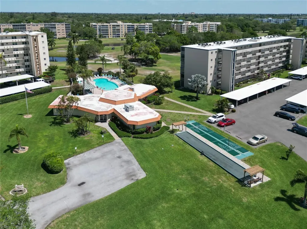 4240 Ironwood Circle Bradenton FL 34209