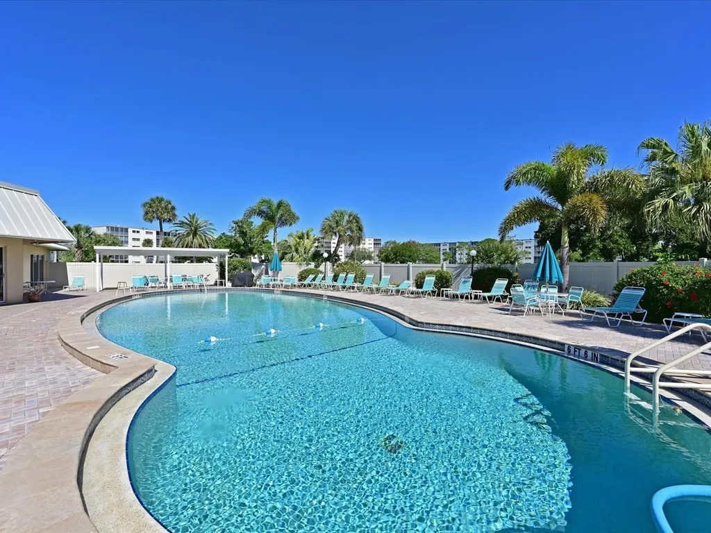4240 Ironwood Circle Bradenton FL 34209