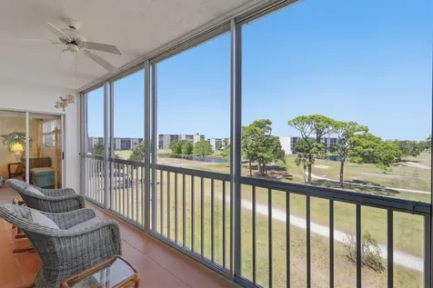 4240 Ironwood Circle Bradenton FL 34209