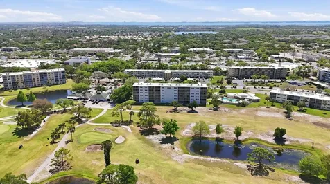 4240 Ironwood Circle Bradenton FL 34209