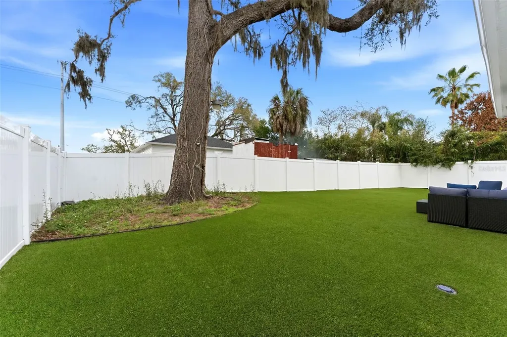 3414 Riverview Drive Tampa FL 33604
