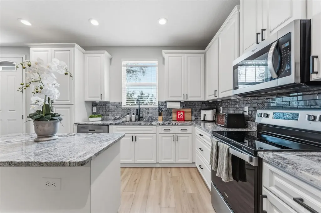 3414 Riverview Drive Tampa FL 33604