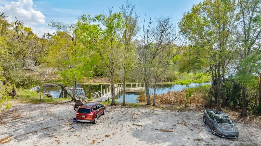 3414 Riverview Drive Tampa FL 33604