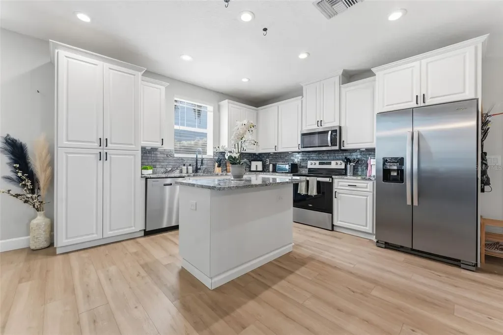 3414 Riverview Drive Tampa FL 33604