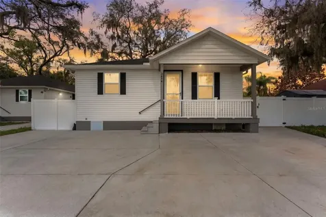 3414 Riverview Drive Tampa FL 33604
