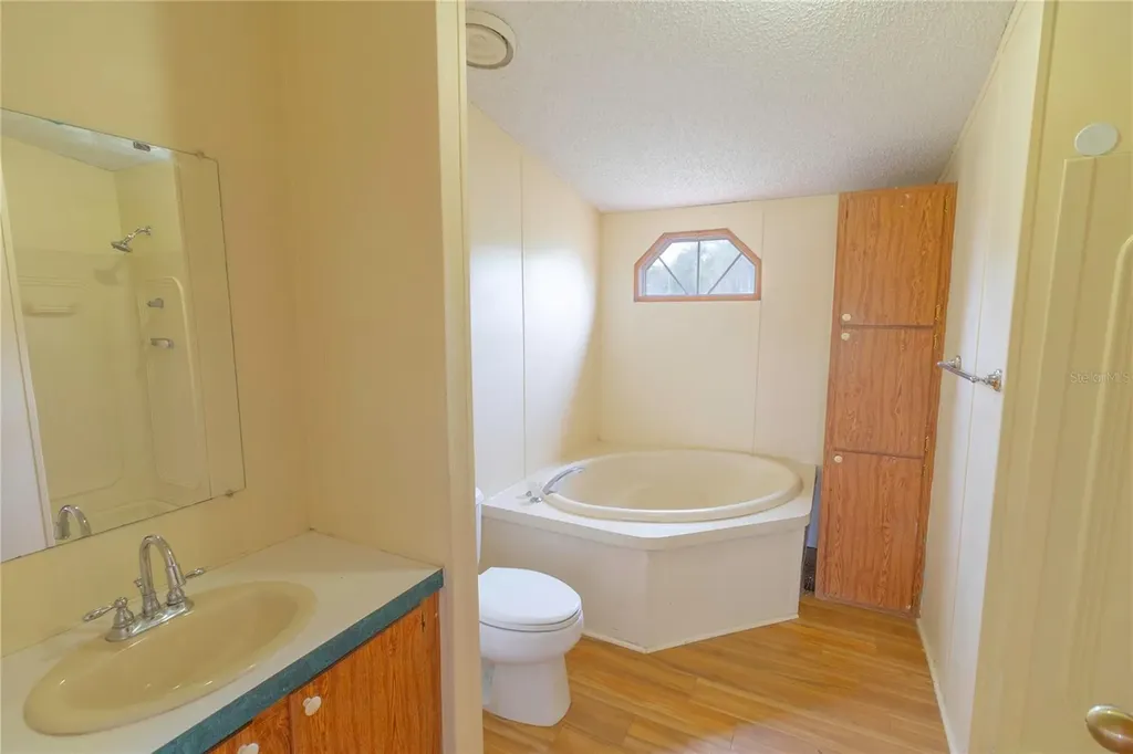 4306 Tevalo Drive Valrico FL 33596