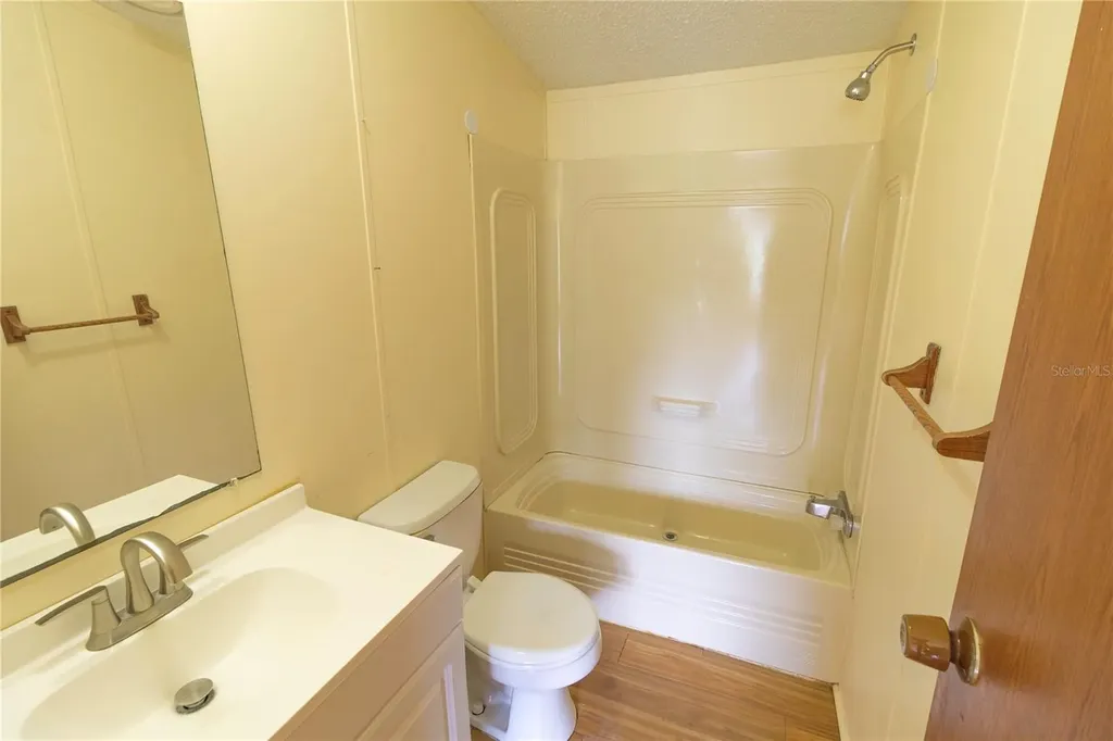 4306 Tevalo Drive Valrico FL 33596