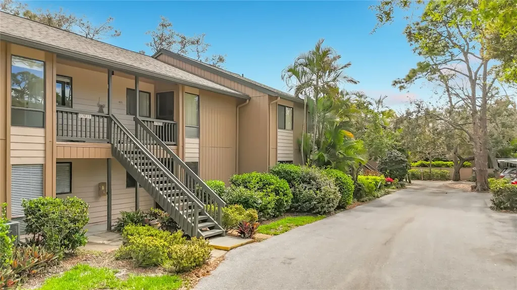 1707 Pelican Cove Road Sarasota FL 34231