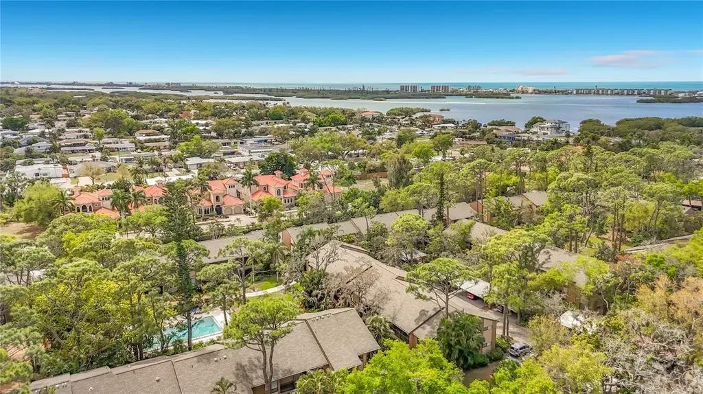1707 Pelican Cove Road Sarasota FL 34231