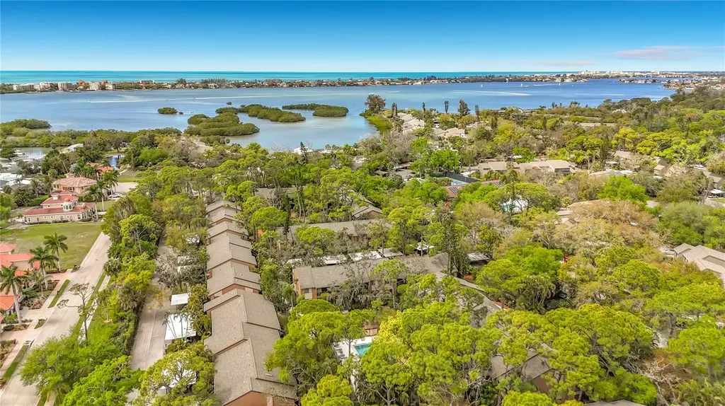 1707 Pelican Cove Road Sarasota FL 34231