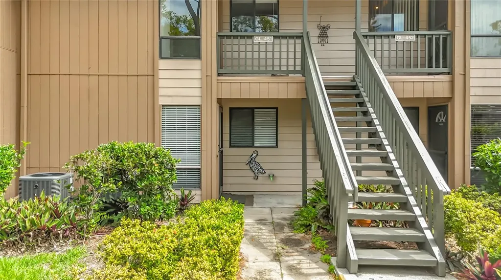 1707 Pelican Cove Road Sarasota FL 34231