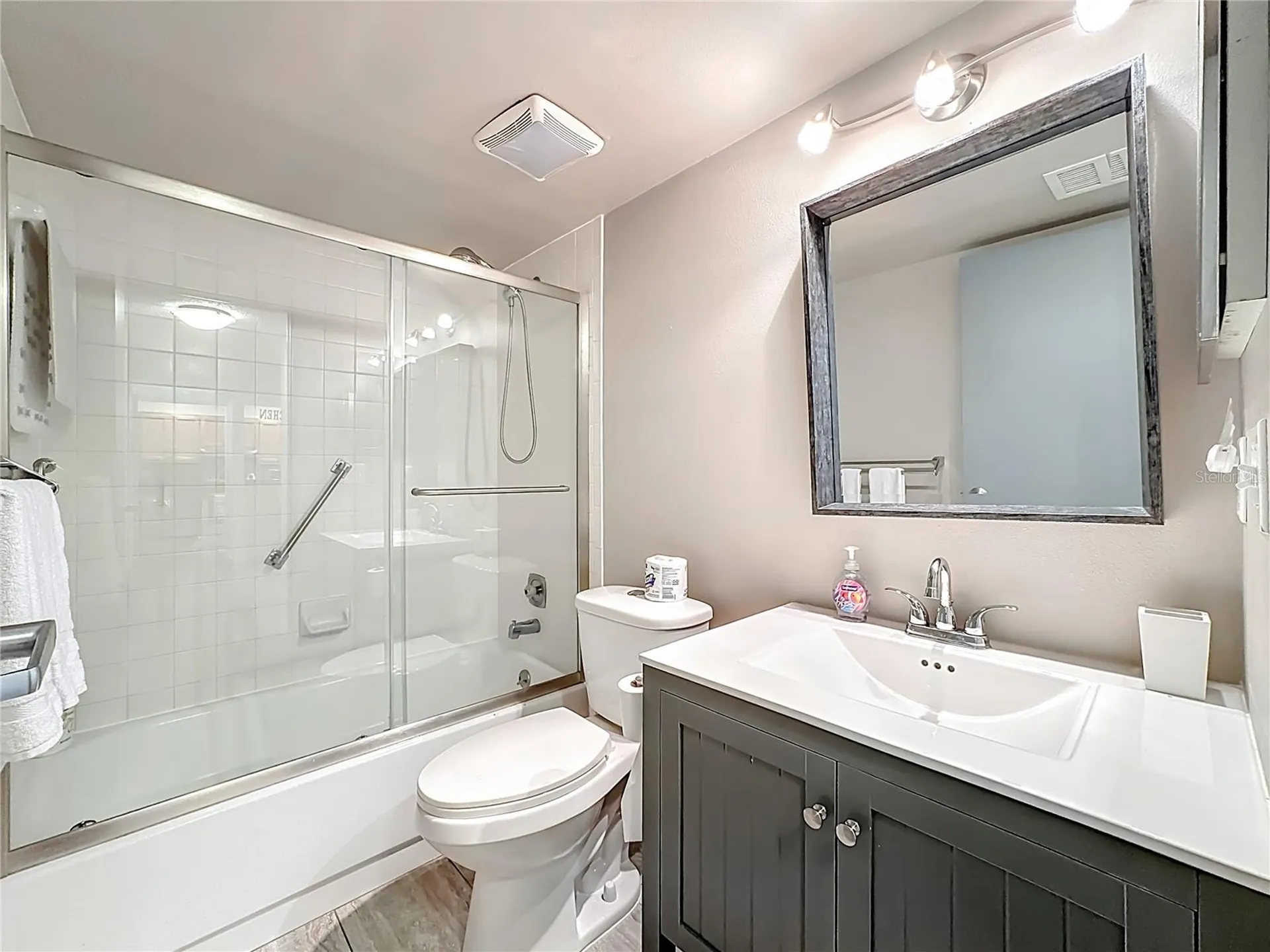 1707 Pelican Cove Road Sarasota FL 34231