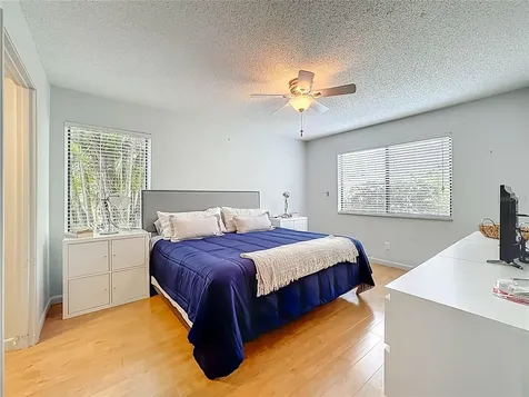 1707 Pelican Cove Road Sarasota FL 34231