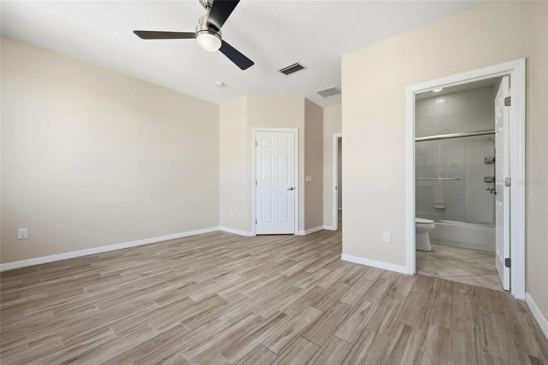 8718 The Esplanade Orlando FL 32836