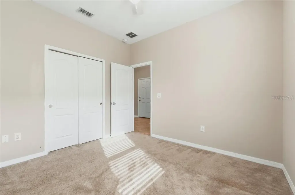 215 Lakeshore Drive Davenport FL 33837