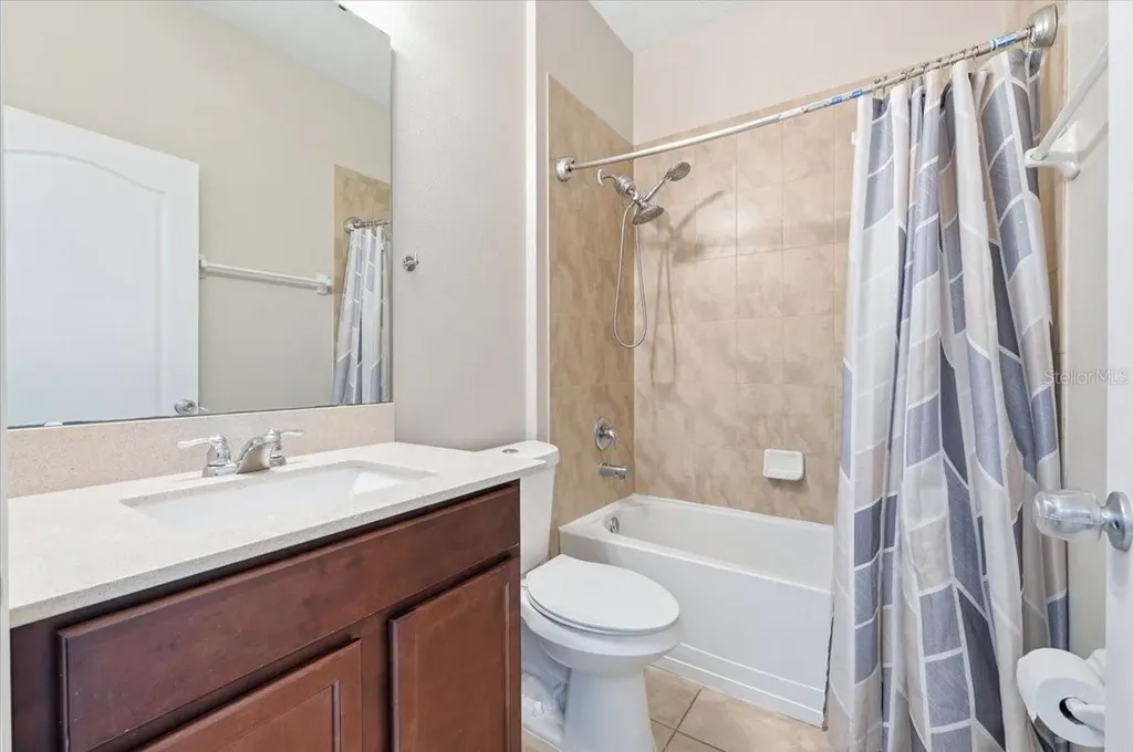 215 Lakeshore Drive Davenport FL 33837