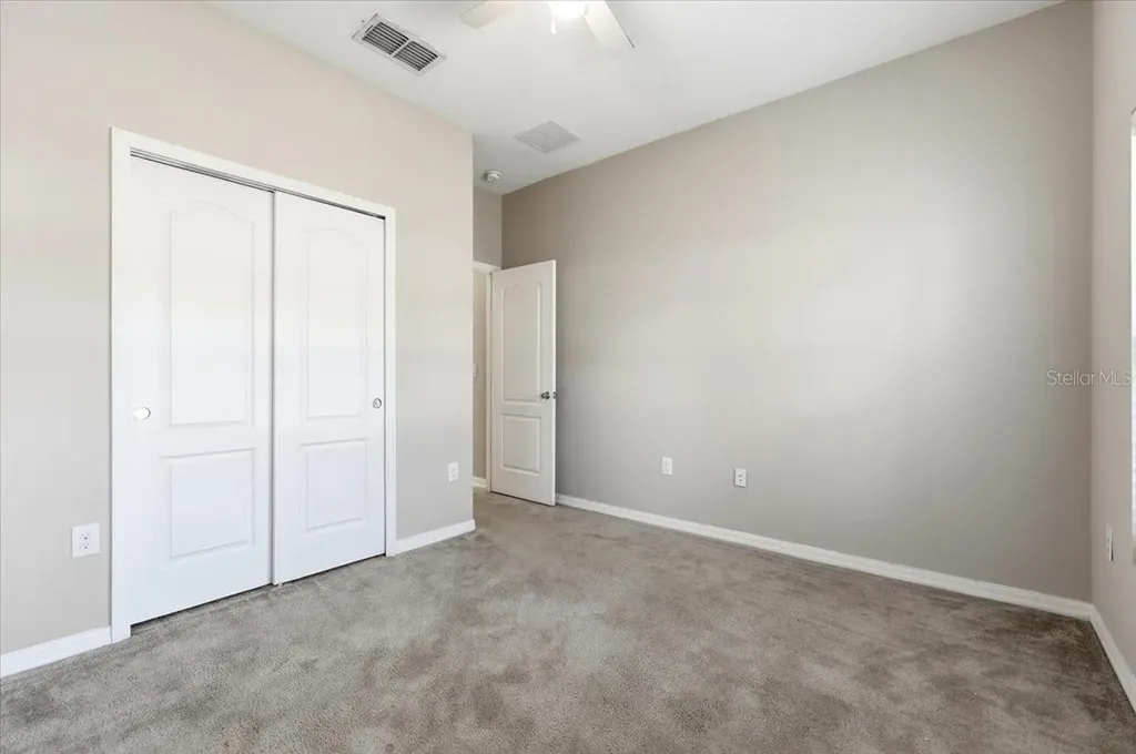 215 Lakeshore Drive Davenport FL 33837