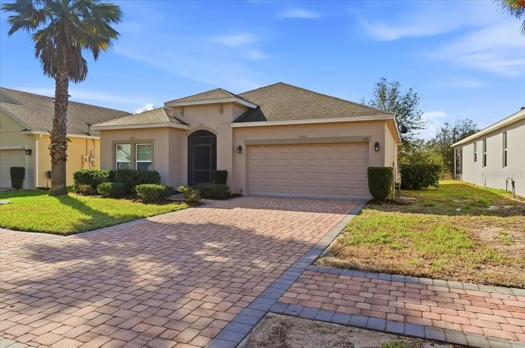 215 Lakeshore Drive Davenport FL 33837