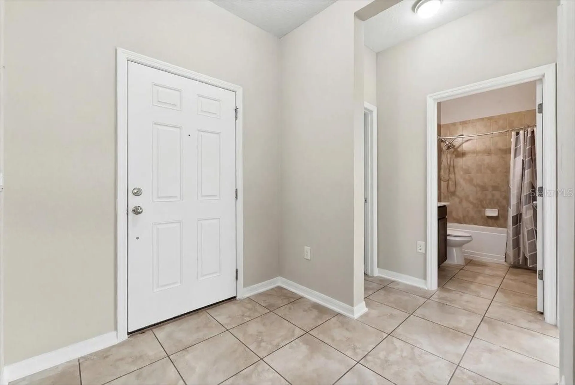 215 Lakeshore Drive Davenport FL 33837