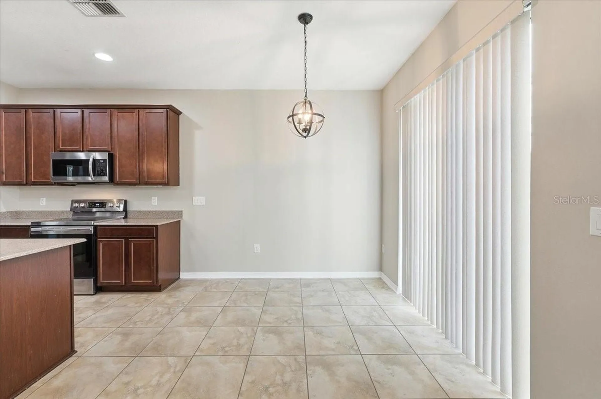 215 Lakeshore Drive Davenport FL 33837