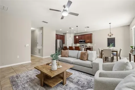 215 Lakeshore Drive Davenport FL 33837