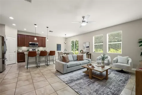 215 Lakeshore Drive Davenport FL 33837