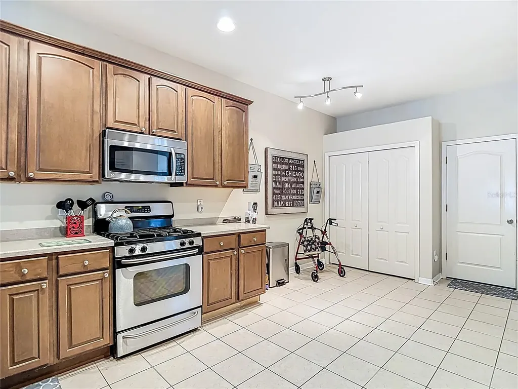 31965 Stillmeadow Drive Wesley Chapel FL 33543