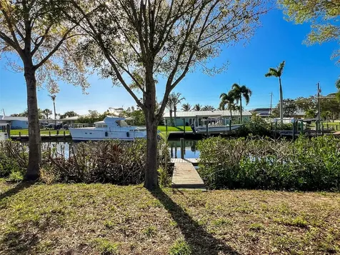 907 22nd Avenue W Palmetto FL 34221