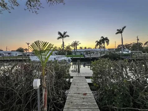 907 22nd Avenue W Palmetto FL 34221