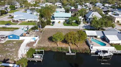 907 22nd Avenue W Palmetto FL 34221