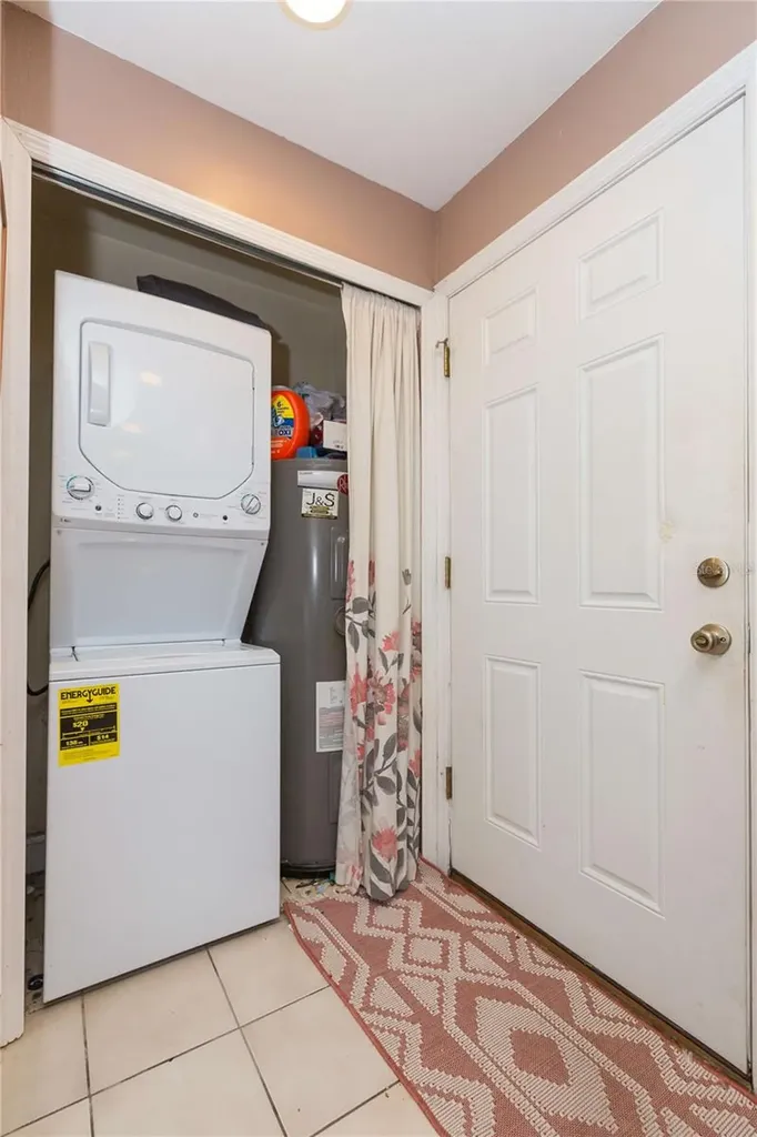 2322 W Cherry Street Tampa FL 33607