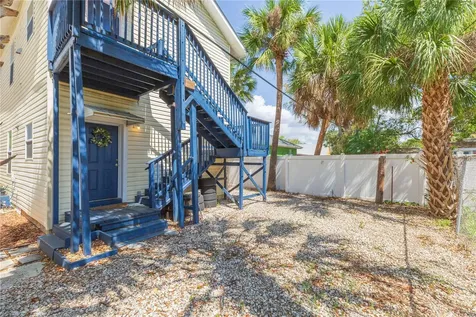 2322 W Cherry Street Tampa FL 33607