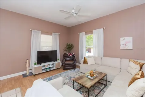 2322 W Cherry Street Tampa FL 33607