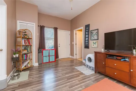 2322 W Cherry Street Tampa FL 33607
