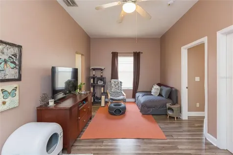 2322 W Cherry Street Tampa FL 33607