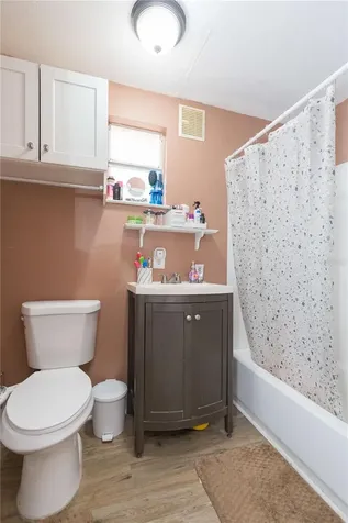 2322 W Cherry Street Tampa FL 33607