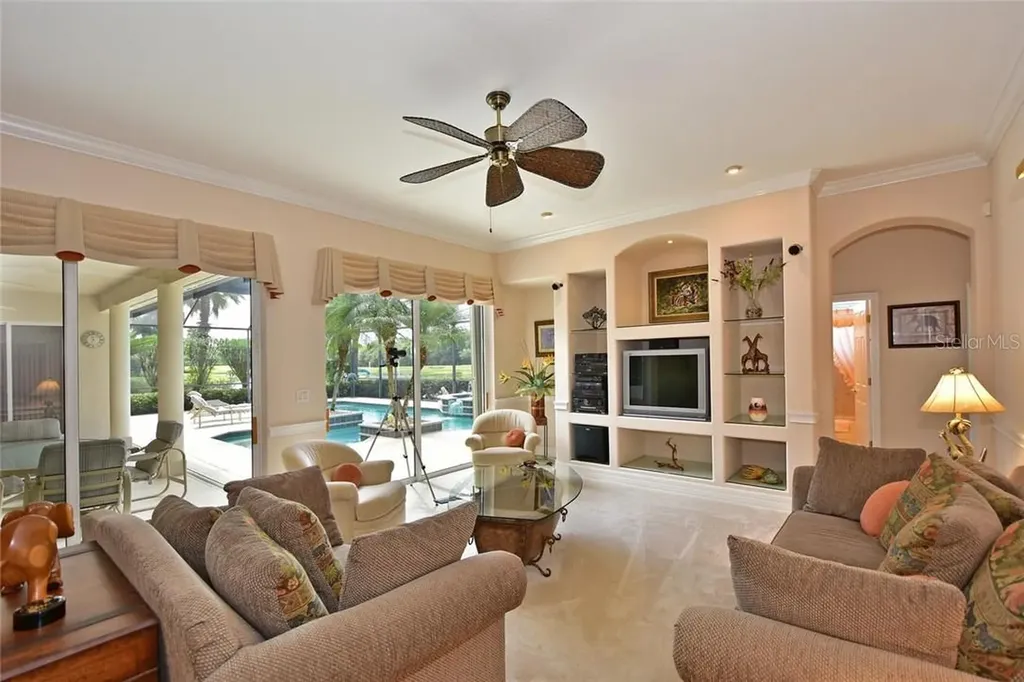 808 Whooping Crane Court Bradenton FL 34212