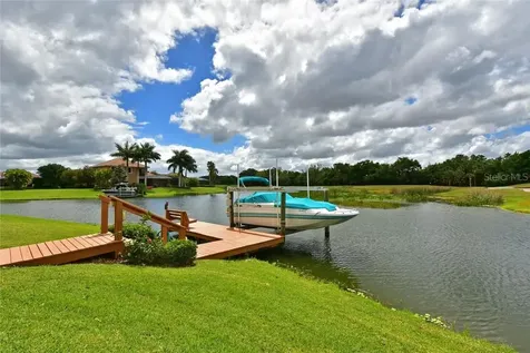 808 Whooping Crane Court Bradenton FL 34212