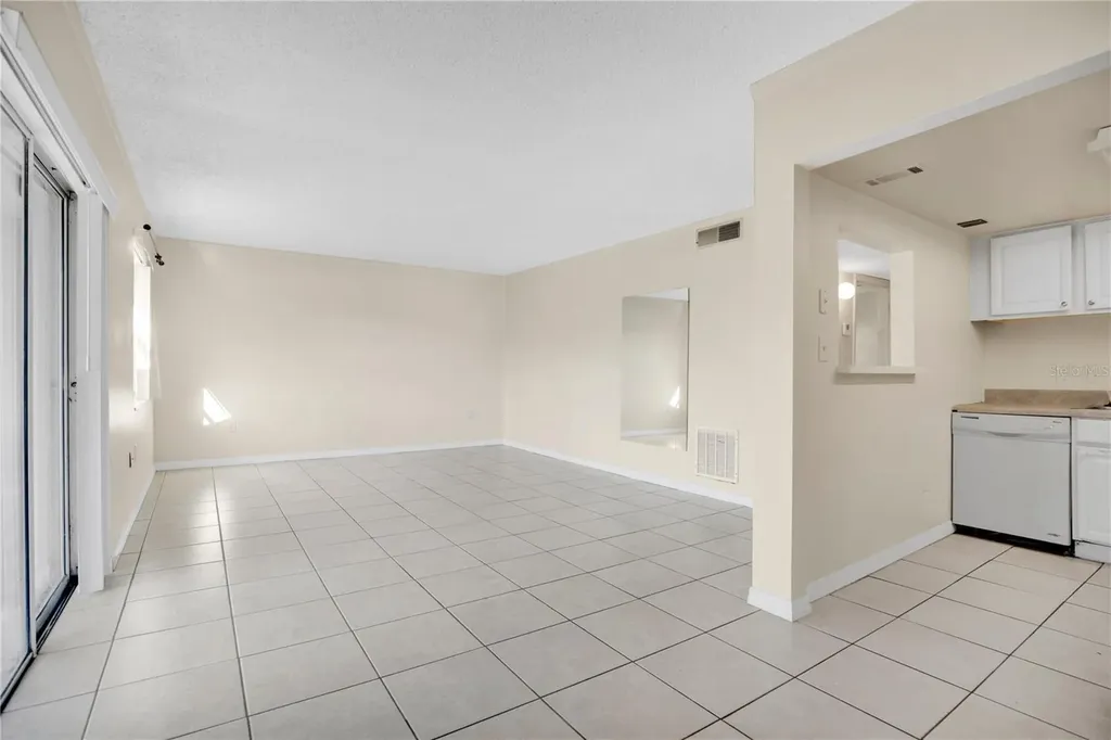2507 N Alafaya Trail Orlando FL 32826