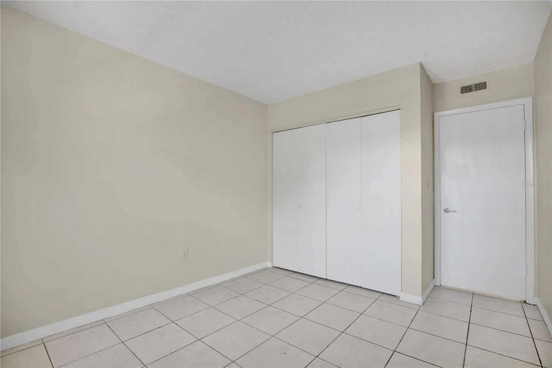 2507 N Alafaya Trail Orlando FL 32826
