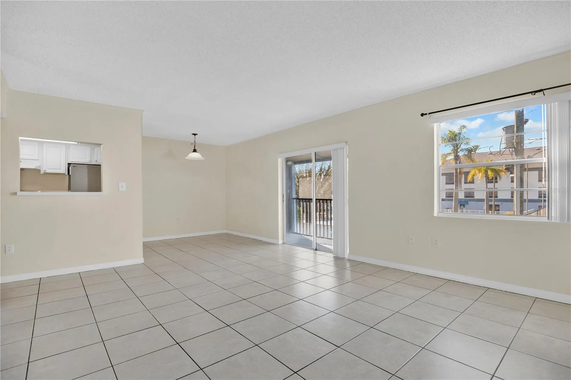 2507 N Alafaya Trail Orlando FL 32826