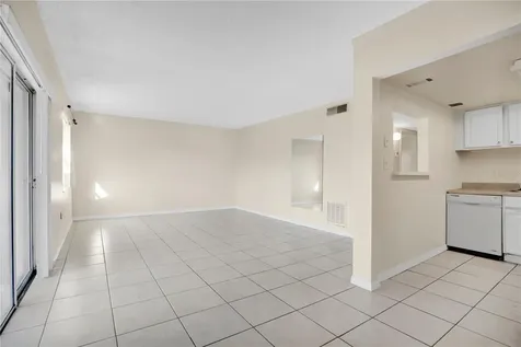 2507 N Alafaya Trail Orlando FL 32826